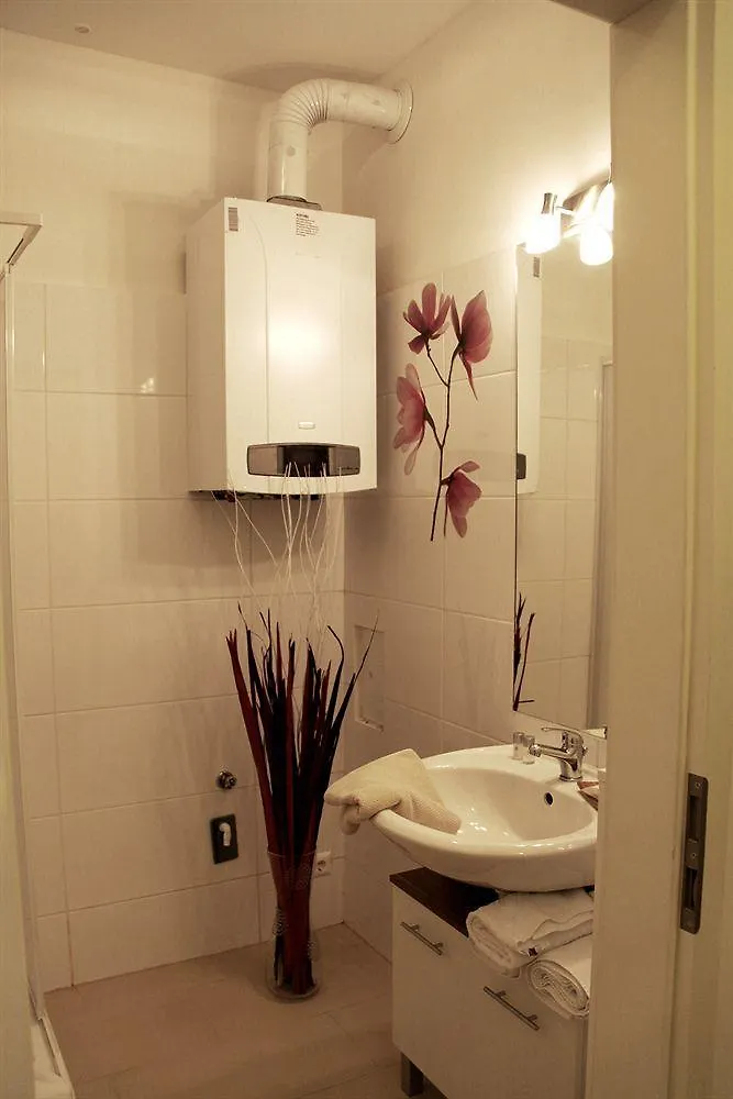 Apartment Dieselgasse Vienna Austria